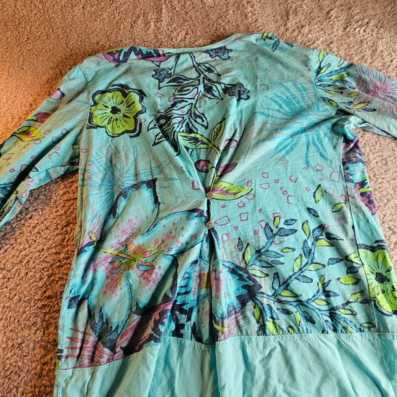 Women's 3/4 Sleeve Top Size Large - Picture 8 of 10